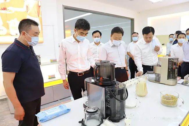 �S���h����F�헗�f���Ĵ��̕����L��λɽ�|��������{��